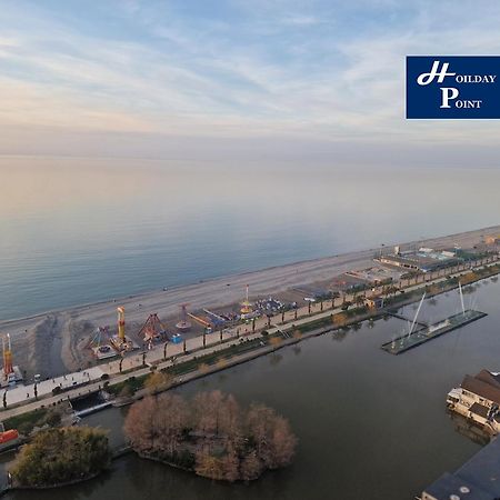 Holiday Point Orbi City 巴统 外观 照片