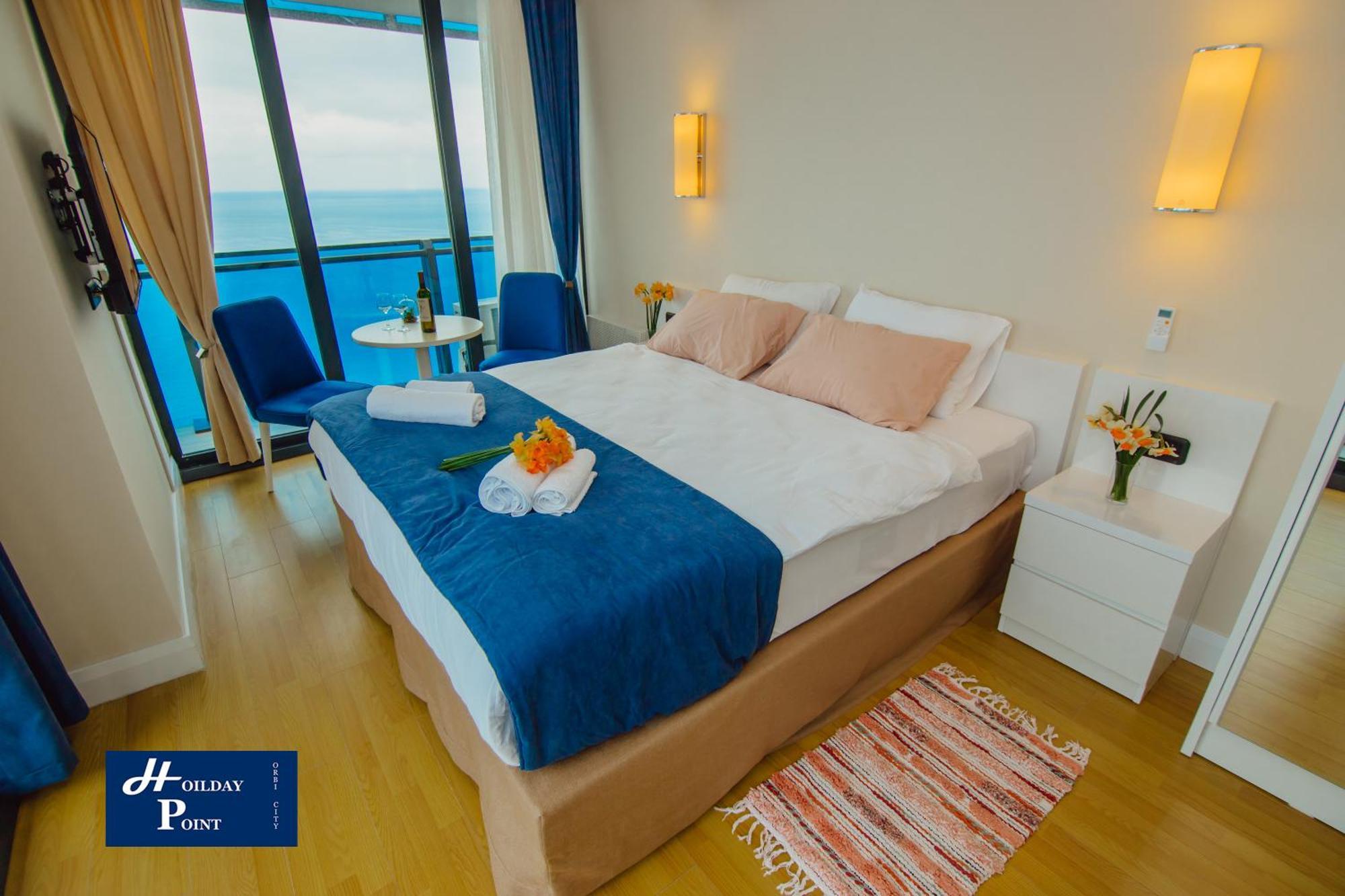 Holiday Point Orbi City 巴统 外观 照片