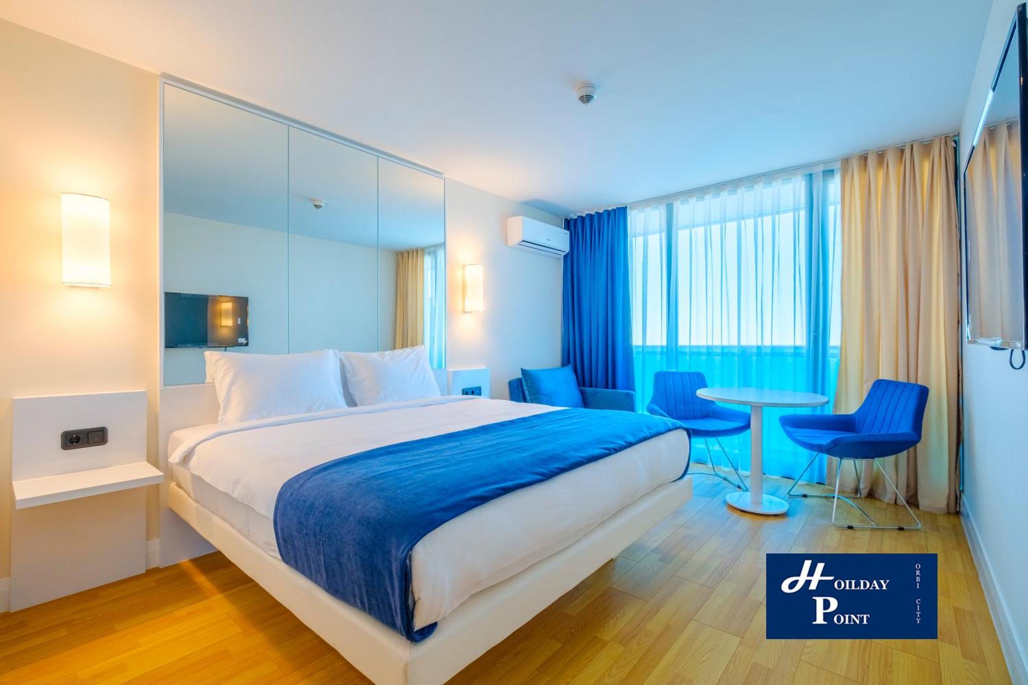 Holiday Point Orbi City 巴统 外观 照片