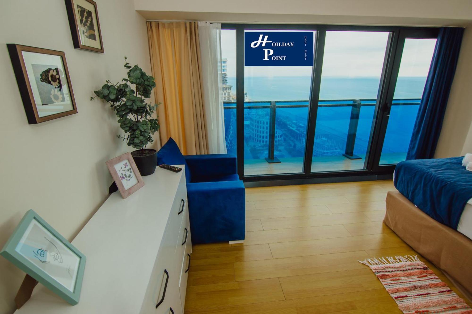 Holiday Point Orbi City 巴统 外观 照片