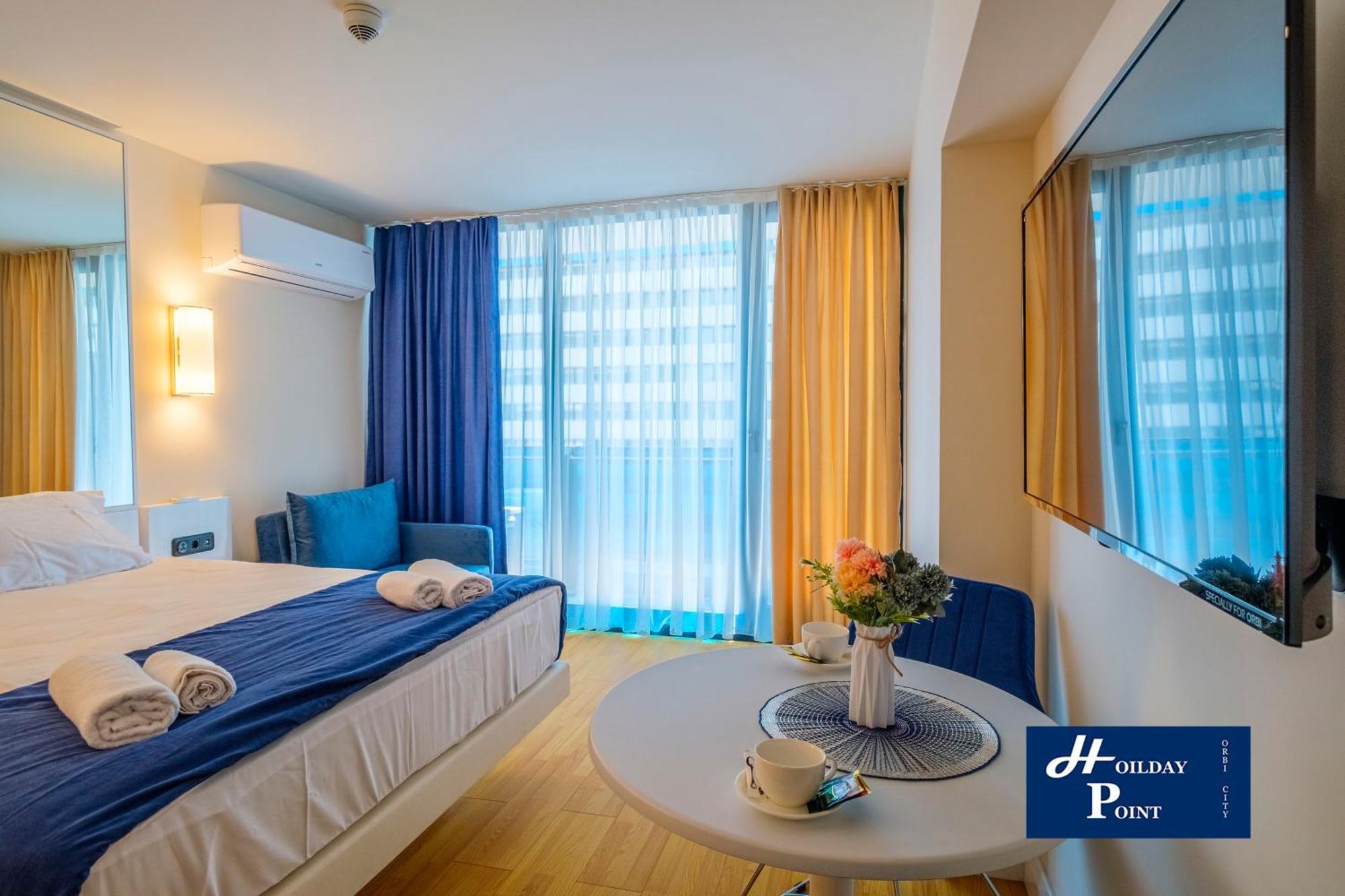 Holiday Point Orbi City 巴统 外观 照片